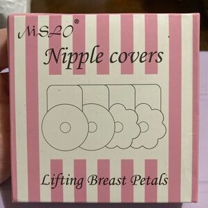 NWT MSLO Silicone Nipple Covers Lifting Breast Petals (2 Pair)